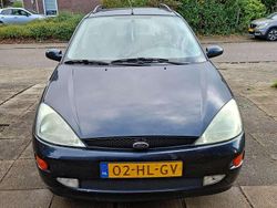 Blauw Gebruikt 2001 Ford Focus Collection Stationwagen | € 495 (Super prijs)