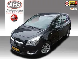 Zwart Gebruikt 2016 Opel Meriva MPV | € 8.250 (Goede deal)