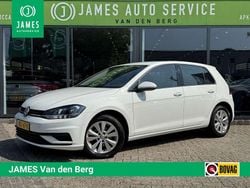 Wit Gebruikt 2019 VW Golf VII Trendline Hatchback | € 15.250 (Eerlijke prijs)