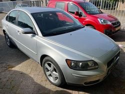 Grijs Gebruikt 2004 Volvo S40 Momentum Sedan | € 1.999 (Goede deal)