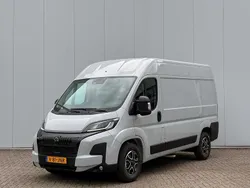 Grijs Nieuw 2024 Peugeot Boxer S Van | € 36.499 (Iets duurder)