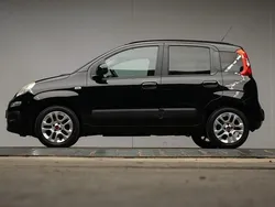 Zwart Gebruikt 2013 Fiat Panda Lounge Hatchback | € 7.445 (Eerlijke prijs)