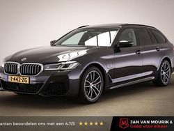 Grijs Gebruikt 2023 BMW 530e M Sport Stationwagen | € 44.450 (Eerlijke prijs)