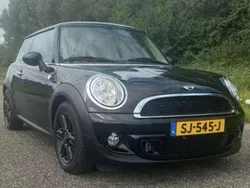 Zwart Gebruikt 2011 Mini Cooper Salt Hatchback | € 4.750 (Eerlijke prijs)