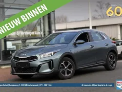 Blauw, metallic lak Gebruikt 2023 Kia XCeed SUV | € 27.950 (Eerlijke prijs)