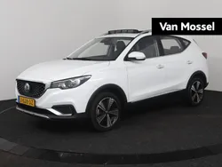 Wit Gebruikt 2020 MG ZS Luxury Sedan | € 15.495 (Eerlijke prijs)