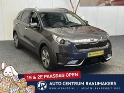 Grijs Gebruikt 2018 Kia Niro 3 SUV | € 17.740 (Eerlijke prijs)