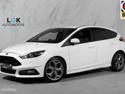 Wit Gebruikt 2016 Ford Focus ST Hatchback | € 16.650 (Goede deal)