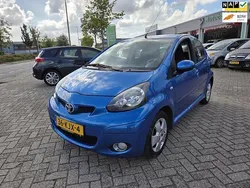 Blauw Gebruikt 2010 Toyota Aygo Hatchback | € 2.450 (Eerlijke prijs)
