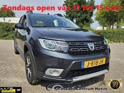 Grijs (metallic) Gebruikt 2020 Dacia Sandero Stepway Hatchback | € 11.899 (Eerlijke prijs)