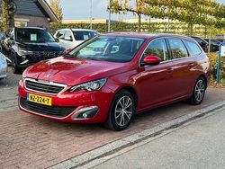 Rood Gebruikt 2016 Peugeot 308 Allure Stationwagen | € 7.950 (Super prijs)