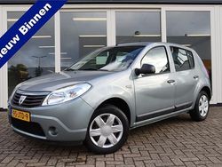Grijs Gebruikt 2009 Dacia Sandero Ambiance Hatchback | € 2.600 (Eerlijke prijs)