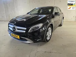 Zwart Gebruikt 2015 Mercedes GLA200 Prestige SUV | € 15.950 (Goede deal)