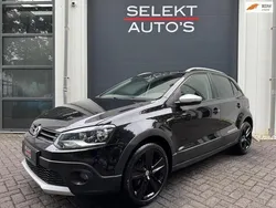 Zwart Gebruikt 2011 VW Polo Cross Hatchback | € 8.950 (Eerlijke prijs)
