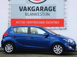 Blauw Gebruikt 2014 Hyundai i20 Hatchback | € 6.990 (Eerlijke prijs)