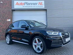 Zwart, metallic lak Gebruikt 2018 Audi Q5 SUV | € 26.944 (Iets duurder)