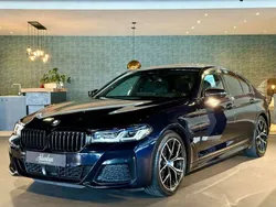 Zwart Gebruikt 2022 BMW 520 M Sport Sedan | € 43.950 (Duur)