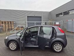 Grijs Gebruikt 2008 Fiat Punto Dynamic Hatchback | € 1.600 (Goede deal)