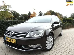 Bruin, metallic lak Gebruikt 2013 VW Passat R-line Stationwagen | € 5.950 (Eerlijke prijs)