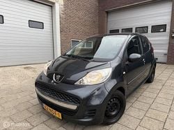 Grijs Gebruikt 2010 Peugeot 107 Hatchback | € 1.695 (Goede deal)