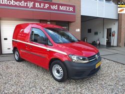 Rood Gebruikt 2016 VW Caddy Trendline MPV | € 6.450 (Goede deal)