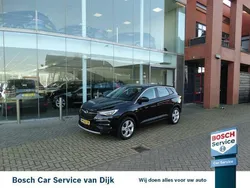 Zwart Gebruikt 2020 Opel Grandland X Innovation SUV | € 22.999 (Eerlijke prijs)