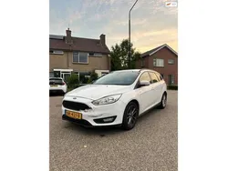 Wit Gebruikt 2017 Ford Focus Trend Stationwagen | € 3.499 (Super prijs)
