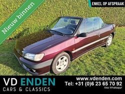 Paars Gebruikt 1996 Peugeot 306 Cabriolet | € 6.950