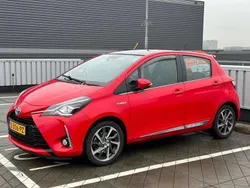 Rood Gebruikt 2017 Toyota Yaris Hatchback | € 12.700 (Goede deal)