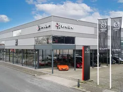 Grijs Gebruikt 2020 Mazda CX-30 Luxury SUV | € 26.425 (Eerlijke prijs)