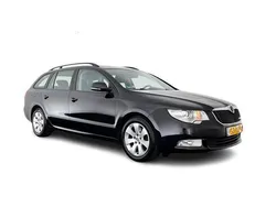 Zwart metallic Gebruikt 2011 Skoda Superb Business Line Stationwagen | € 4.445 (Duur)