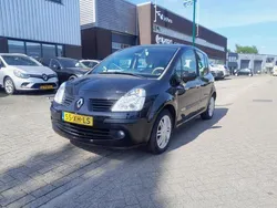 Zwart Gebruikt 2007 Renault Modus Initiale MPV | € 2.750 (Eerlijke prijs)