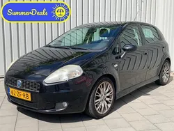 Zwart, metallic lak Gebruikt 2008 Fiat Grande Punto Sport Hatchback | € 1.445 (Eerlijke prijs)