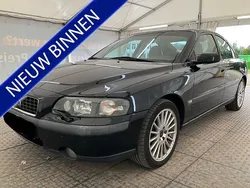 Zwart Gebruikt 2004 Volvo S60 Summum Sedan | € 5.990 (Duur)