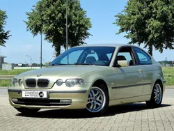 Groen Gebruikt 2002 BMW 325 Executive Hatchback | € 5.950