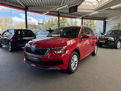 Rood Gebruikt 2024 Skoda Kamiq Ambition SUV | € 27.950 (Iets duurder)