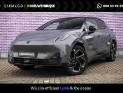 Rood Nieuw 2025 Lynk & Co 02 SUV | € 40.595