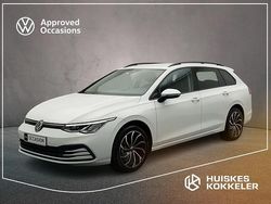 Wit Gebruikt 2024 VW Golf VIII Business Stationwagen | € 25.900 (Eerlijke prijs)