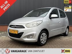 Grijs (metallic) Gebruikt 2012 Hyundai i10 Hatchback | € 3.495 (Eerlijke prijs)