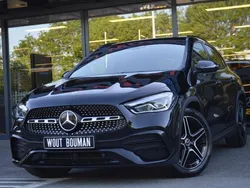 Zwart Gebruikt 2022 Mercedes GLA200 AMG SUV | € 42.900 (Duur)