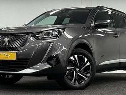 Grijs Gebruikt 2021 Peugeot 2008 GT SUV | € 18.995 (Goede deal)