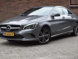 Grijs Gebruikt 2016 Mercedes CLA180 Prestige Sedan | € 13.949 (Eerlijke prijs)