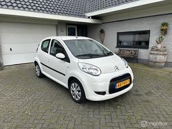 Wit Gebruikt 2012 Citroën C1 SELECTION Hatchback | € 4.995 (Eerlijke prijs)