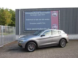 Grijs Gebruikt 2017 Alfa Romeo Stelvio Super SUV | € 32.950 (Iets duurder)