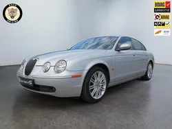 Grijs, metallic lak Gebruikt 2005 Jaguar S-Type S Sedan | € 13.500