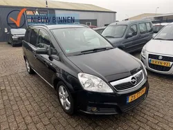 Zwart Gebruikt 2007 Opel Zafira MPV | € 1.995 (Eerlijke prijs)