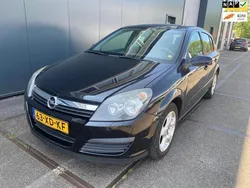 Zwart Gebruikt 2007 Opel Astra Edition Hatchback | € 2.450 (Eerlijke prijs)