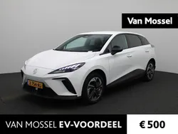 Wit Gebruikt 2023 MG MG4 EV Hatchback | € 19.995 (Eerlijke prijs)