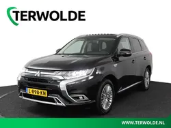 Zwart Gebruikt 2021 Mitsubishi Outlander Intense+ SUV | € 25.900 (Eerlijke prijs)