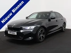 Zwart Gebruikt 2024 BMW 330 M Sport Sedan | € 43.950 (Super prijs)